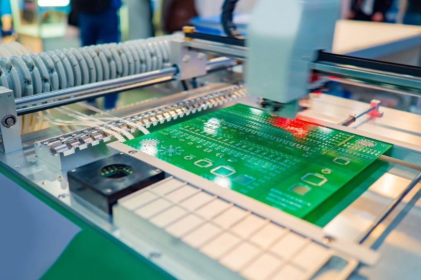 SABIC EXPANDS PPE OLIGOMERS CAPACITY FOR AI AND 5G DATA-CENTER PCBS